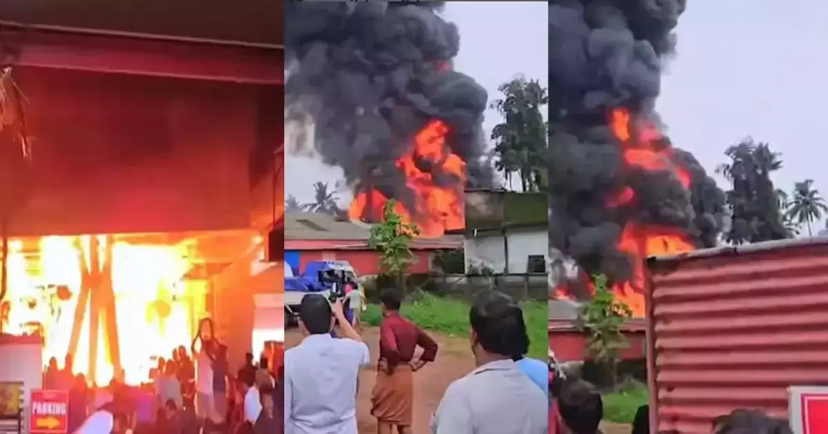 ചാലക്കുടിയില്‍ വന്‍ തീപിടിത്തം; പെയിന്റ് ഹാര്‍ഡ് വെയര്‍ ഷോപ്പിന് തീപിടിച്ചു
