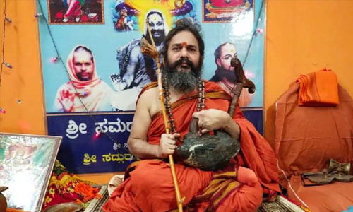മുസ്‌ലിംകളെയും ക്രിസ്ത്യാനികളെയും കൊല്ലണമെന്ന് ആനന്ദ സരസ്വതി സ്വാമി