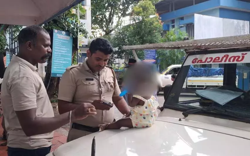 തിരൂരില് കൈക്കുഞ്ഞിനെവിറ്റ അമ്മയും രണ്ടാനച്ഛനും അറസ്റ്റില് തിരൂരില് കൈക്കുഞ്ഞിനെവിറ്റ അമ്മയും രണ്ടാനച്ഛനും അറസ്റ്റില്