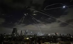 യുദ്ധത്തിന്റെ 18ാം ദിവസം ഇസ്രായേലി മിസൈല് പ്രതിരോധ സംവിധാനങ്ങള് തകരുമെന്ന് റിപോര്ട്ട് യുദ്ധത്തിന്റെ 18ാം ദിവസം ഇസ്രായേലി മിസൈല് പ്രതിരോധ സംവിധാനങ്ങള് തകരുമെന്ന് റിപോര്ട്ട്