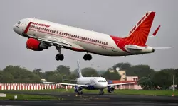 പാരീസിലേക്കുള്ള വിമാനം റദ്ദാക്കി എയര് ഇന്ത്യ; രണ്ട് ദിവസമായി തകരാര് ബാധിച്ചത് ആറ് സര്വീസുകളെ പാരീസിലേക്കുള്ള വിമാനം റദ്ദാക്കി എയര് ഇന്ത്യ; രണ്ട് ദിവസമായി തകരാര് ബാധിച്ചത് ആറ് സര്വീസുകളെ