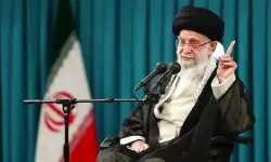 സയണിസ്റ്റ് രാഷ്ട്രത്തെ നേരിടുന്നതില് വിട്ടുവീഴ്ച്ചയില്ല: ആയത്തുല്ലാ അലി ഖാംനഈ സയണിസ്റ്റ് രാഷ്ട്രത്തെ നേരിടുന്നതില് വിട്ടുവീഴ്ച്ചയില്ല: ആയത്തുല്ലാ അലി ഖാംനഈ