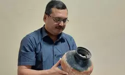 ചരിത്രം തിരുത്തണമെന്ന് ആര്ക്കിയോളജിക്കല് സര്വേ; വിസമ്മതിച്ച പുരാവസ്തു ശാസ്ത്രജ്ഞനെ സ്ഥലം മാറ്റി ചരിത്രം തിരുത്തണമെന്ന് ആര്ക്കിയോളജിക്കല് സര്വേ; വിസമ്മതിച്ച പുരാവസ്തു ശാസ്ത്രജ്ഞനെ സ്ഥലം മാറ്റി