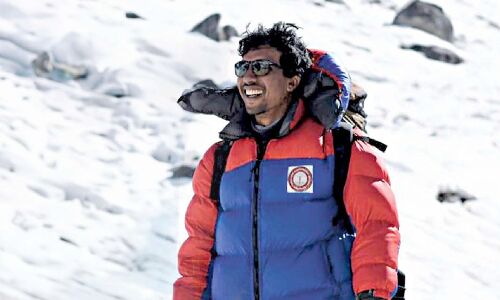 യുഎസിലെ മൗണ്ട് ദെനാലിയില്‍ മലയാളി പര്‍വതാരോഹകന്‍ കുടുങ്ങി