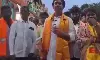 ദലിത് പഞ്ചായത്ത് പ്രസിഡന്റിനെ വേദിയില്‍ കയറ്റാതെ ബിജെപി എംഎല്‍എ (വീഡിയോ)
