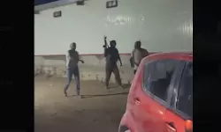 വെസ്റ്റ്ബാങ്കില് ഫലസ്തീനികളെ ആക്രമിച്ച് സായുധ ജൂത കുടിയേറ്റക്കാര് (വീഡിയോ) വെസ്റ്റ്ബാങ്കില് ഫലസ്തീനികളെ ആക്രമിച്ച് സായുധ ജൂത കുടിയേറ്റക്കാര് (വീഡിയോ)