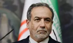 ആക്രമണം തുടങ്ങിയത് ഇസ്രായേല്; വെടിനിര്ത്തലിന് ആരുമായും കരാറില്ലെന്ന് ഇറാന് ആക്രമണം തുടങ്ങിയത് ഇസ്രായേല്; വെടിനിര്ത്തലിന് ആരുമായും കരാറില്ലെന്ന് ഇറാന്