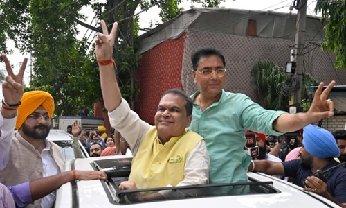 ഗുജറാത്ത് നിയമസഭാ ഉപതിരഞ്ഞെടുപ്പ്; രണ്ടിടത്ത് ആം ആദ്മിക്ക് ജയം ഗുജറാത്ത് നിയമസഭാ ഉപതിരഞ്ഞെടുപ്പ്; രണ്ടിടത്ത് ആം ആദ്മിക്ക് ജയം