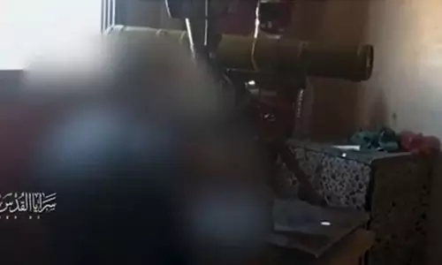 ഇസ്രായേലി സൈന്യത്തിന്റെ ക്യാംപ് തകര്ത്ത് അല് ഖുദ്സ് ബ്രിഗേഡ്സ് (വീഡിയോ) ഇസ്രായേലി സൈന്യത്തിന്റെ ക്യാംപ് തകര്ത്ത് അല് ഖുദ്സ് ബ്രിഗേഡ്സ് (വീഡിയോ)