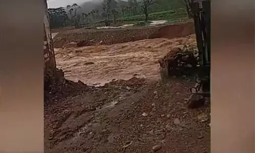 വയനാട് പുന്നപ്പുഴയില് മലവെള്ളപ്പാച്ചില് വയനാട് പുന്നപ്പുഴയില് മലവെള്ളപ്പാച്ചില്