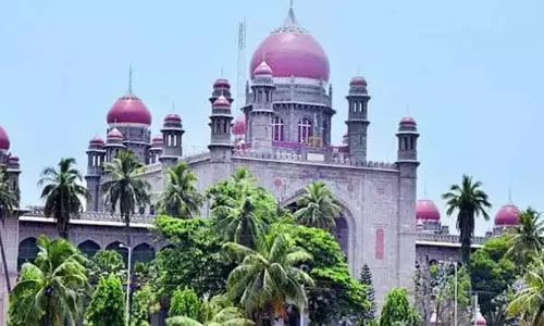 വാട്ട്സാപ്പ്, ഇ-മെയില് സന്ദേശങ്ങള്ക്ക് എസ്സി-എസ്ടി പീഡന നിരോധന നിയമം ബാധകമല്ല: തെലങ്കാന ഹൈക്കോടതി വാട്ട്സാപ്പ്, ഇ-മെയില് സന്ദേശങ്ങള്ക്ക് എസ്സി-എസ്ടി പീഡന നിരോധന നിയമം ബാധകമല്ല: തെലങ്കാന ഹൈക്കോടതി