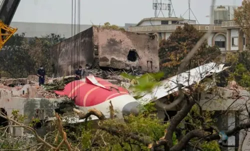 അഹമ്മദാബാദ് വിമാനാപകടം; ബ്ലാക്ക് ബോക്‌സ് വിശകലനം പുരോഗമിക്കുന്നു: കേന്ദ്രം