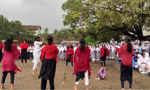 ലഹരിക്കെതിരേ ഫ്ളാഷ് മോബ് ലഹരിക്കെതിരേ ഫ്ളാഷ് മോബ്