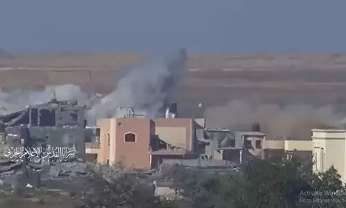 ഗസയില്‍ ഇസ്രായേലി സൈനികവാഹനത്തെ ആക്രമിക്കുന്ന ദൃശ്യം പുറത്ത് (വീഡിയോ)