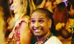 രണ്ട് കിലോഗ്രാം കഞ്ചാവുമായി യോഗാഗുരു അറസ്റ്റില് രണ്ട് കിലോഗ്രാം കഞ്ചാവുമായി യോഗാഗുരു അറസ്റ്റില്