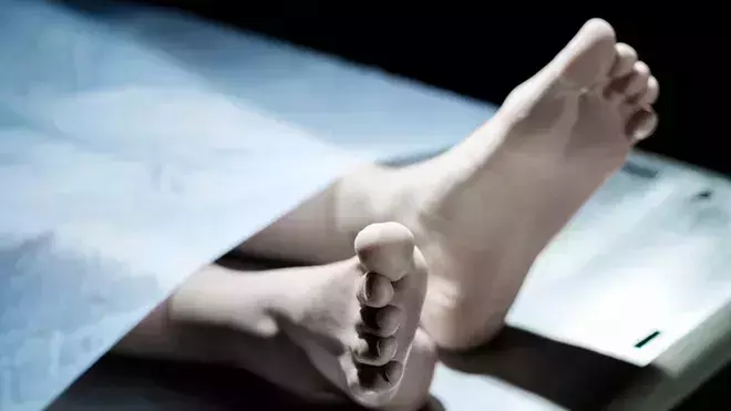 കൊല്ലത്ത് കന്യാസ്ത്രീ തൂങ്ങി മരിച്ച നിലയില്‍