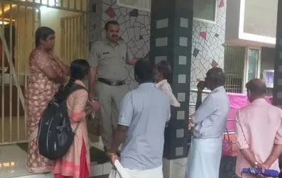 കണ്ണൂരില് കണ്ടെത്തിയ അസ്ഥിക്കൂടം തമിഴ്നാട് സ്വദേശിയുടേതെന്ന് സൂചന കണ്ണൂരില് കണ്ടെത്തിയ അസ്ഥിക്കൂടം തമിഴ്നാട് സ്വദേശിയുടേതെന്ന് സൂചന