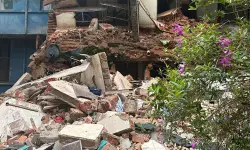 കോട്ടയം മെഡിക്കല് കോളജ് സന്ദര്ശിച്ച് മുഖ്യമന്ത്രി കോട്ടയം മെഡിക്കല് കോളജ് സന്ദര്ശിച്ച് മുഖ്യമന്ത്രി