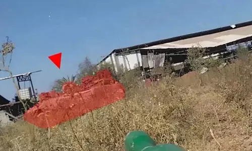 ഇസ്രായേലി സൈനിക വാഹനങ്ങളെ ആക്രമിച്ച് ഗസയിലെ പ്രതിരോധ പ്രസ്ഥാനങ്ങള്(വീഡിയോ) ഇസ്രായേലി സൈനിക വാഹനങ്ങളെ ആക്രമിച്ച് ഗസയിലെ പ്രതിരോധ പ്രസ്ഥാനങ്ങള്(വീഡിയോ)