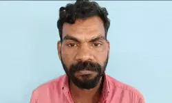 കാട്ടുപന്നിയെ തുരത്താന്‍ സ്ഥാപിച്ച കെണിയില്‍ വയോധിക കുടുങ്ങി; മകന്‍ അറസ്റ്റില്‍