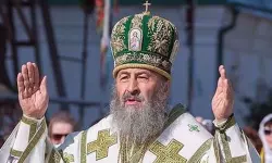 ഓര്ത്തഡോക്സ് സഭയുടെ തലവന്റെ പൗരത്വം റദ്ദാക്കി യുക്രൈന്; ആയുധം നല്കരുതെന്ന് യുഎസ് കോണ്ഗ്രസ് അംഗം ഓര്ത്തഡോക്സ് സഭയുടെ തലവന്റെ പൗരത്വം റദ്ദാക്കി യുക്രൈന്; ആയുധം നല്കരുതെന്ന് യുഎസ് കോണ്ഗ്രസ് അംഗം