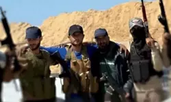 യാസര് അബൂ ശബാബിനെയും സംഘത്തെയും രാജ്യദ്രോഹികളായി പ്രഖ്യാപിച്ചു യാസര് അബൂ ശബാബിനെയും സംഘത്തെയും രാജ്യദ്രോഹികളായി പ്രഖ്യാപിച്ചു