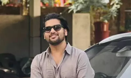 തലപ്പാറയില്‍ കാറും ബൈക്കും കൂട്ടിയിടിച്ച് ബൈക്ക് യാത്രക്കാരന്‍ പുഴയില്‍ വീണു; തിരച്ചില്‍ തുടരുന്നു