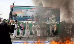 യെമനില് ഇസ്രായേലി വ്യോമാക്രമണം; തിരിച്ചടിച്ച് അന്സാറുല്ല യെമനില് ഇസ്രായേലി വ്യോമാക്രമണം; തിരിച്ചടിച്ച് അന്സാറുല്ല