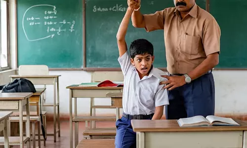 വിദ്യാർഥികളെ അടിച്ച് നന്നാക്കാമെന്ന് അധ്യാപകർ ധരിക്കണ്ട; നടപടി ശിക്ഷാർഹമെന്ന് കോടതി