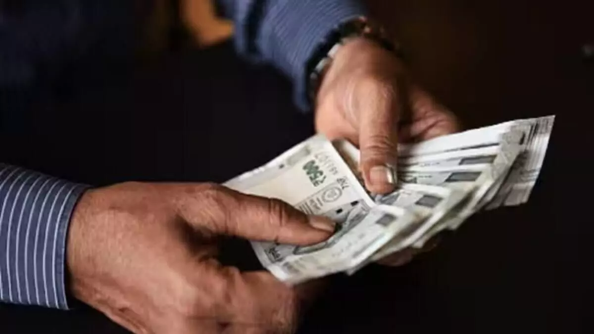 ജോലിക്ക് എത്തിയില്ലെങ്കില് ശമ്പളമില്ല; പണിമുടക്കില് ഡയസ്നോണ് പ്രഖ്യാപിച്ച് സര്ക്കാര് ജോലിക്ക് എത്തിയില്ലെങ്കില് ശമ്പളമില്ല; പണിമുടക്കില് ഡയസ്നോണ് പ്രഖ്യാപിച്ച് സര്ക്കാര്