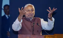 സര്‍ക്കാര്‍ ജോലികളില്‍ സ്ത്രീകള്‍ക്ക് 35 ശതമാനം സംവരണം; ബിഹാര്‍ തിരഞ്ഞെടുപ്പിന് മുന്‍പ് വന്‍ പ്രഖ്യാപനവുമായി നീതീഷ് കുമാര്‍