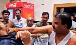 പരിപ്പ് കറി കേടായി, ക്യാന്റീന്‍ കോണ്‍ട്രാക്ടറുടെ മുഖത്തടിച്ച് ശിവസേന എംഎല്‍എ