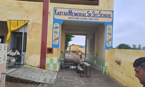 മുടിവെട്ടാന്‍ പറഞ്ഞ പറഞ്ഞ പ്രിന്‍സിപ്പലിനെ വിദ്യാര്‍ഥികള്‍ കുത്തിക്കൊന്നു