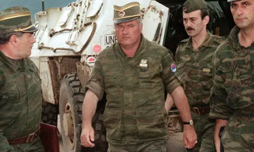 ജനറല്‍ റാത്‌കോ മ്ലാദിക്