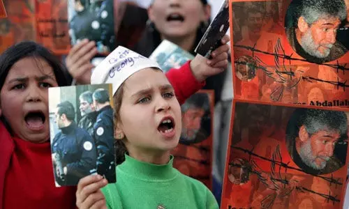 ലബ്നീസ് വിപ്ലവകാരി ജോര്ജ് ഇബ്രാഹീം അബ്ദുല്ലയെ ജയിലില് നിന്ന് വിട്ടയക്കാന് ഉത്തരവ്; 41 വര്ഷത്തിന് ശേഷമാണ് മോചനം ലബ്നീസ് വിപ്ലവകാരി ജോര്ജ് ഇബ്രാഹീം അബ്ദുല്ലയെ ജയിലില് നിന്ന് വിട്ടയക്കാന് ഉത്തരവ്; 41 വര്ഷത്തിന് ശേഷമാണ് മോചനം