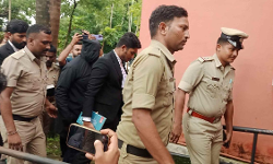 เดงเดฐเตโเดฎเดธเตเดฅเดฒเดฏเดฟเดฒเตโ เดธเตเดคเตเดฐเตเดเดณเตเดเต เดฎเตเดคเดฆเตเดนเด เดเตเดเตเดเดคเตเดคเตเดเต เดฎเดฑเดตเต เดเตเดฏเตโเดคเตเดจเตเดจ เดตเตเดณเดฟเดชเตเดชเตเดเตเดคเตเดคเดฒเตโ; เดชเตเดฐเดคเดฟเดเดฐเดฃเดตเตเดฎเดพเดฏเดฟ เดเดฟเดฒเตเดฒเดพ เดชเตเดฒเดฟเดธเต เดฎเตเดงเดพเดตเดฟ เดงเดฐเตโเดฎเดธเตเดฅเดฒเดฏเดฟเดฒเตโ เดธเตเดคเตเดฐเตเดเดณเตเดเต เดฎเตเดคเดฆเตเดนเด เดเตเดเตเดเดคเตเดคเตเดเต เดฎเดฑเดตเต เดเตเดฏเตโเดคเตเดจเตเดจ เดตเตเดณเดฟเดชเตเดชเตเดเตเดคเตเดคเดฒเตโ; เดชเตเดฐเดคเดฟเดเดฐเดฃเดตเตเดฎเดพเดฏเดฟ เดเดฟเดฒเตเดฒเดพ เดชเตเดฒเดฟเดธเต เดฎเตเดงเดพเดตเดฟ