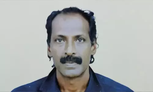 ആത്മഹത്യാ കുറിപ്പ് എഴുതാന്‍ പേനയും കടലാസും ചോദിച്ചതിന് മര്‍ദിച്ചു; കട ഉടമയുടെയും മറ്റൊരാളുടെയും പേരെഴുതി വച്ച് മധ്യവയ്‌സകന്‍ ആത്മഹത്യ ചെയ്തു