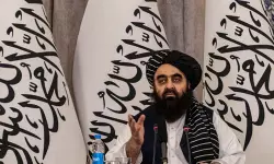 അഫ്ഗാനിസ്താനിലെ ബാഗ്രാം വ്യോമതാവളം ചൈനയുടെ കൈവശമെന്ന് ട്രംപ്; രാജ്യത്ത് ഒരു വിദേശ സൈനികന് പോലുമില്ലെന്ന് മൗലവി അമീര് ഖാന് മുത്താഖി അഫ്ഗാനിസ്താനിലെ ബാഗ്രാം വ്യോമതാവളം ചൈനയുടെ കൈവശമെന്ന് ട്രംപ്; രാജ്യത്ത് ഒരു വിദേശ സൈനികന് പോലുമില്ലെന്ന് മൗലവി അമീര് ഖാന് മുത്താഖി