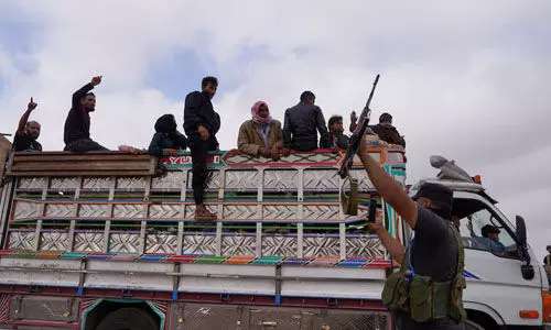 സുവായ്ദയില് നിന്നും അറബ് ഗോത്രങ്ങളെ മാറ്റുന്നു സുവായ്ദയില് നിന്നും അറബ് ഗോത്രങ്ങളെ മാറ്റുന്നു