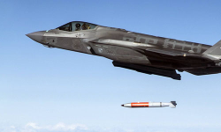 ബ്രിട്ടനില്‍ ആണവായുധം എത്തിച്ച് യുഎസ്