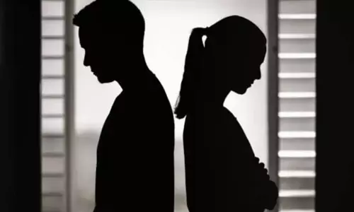 ഭര്‍ത്താവിന് ലൈംഗിക ബലഹീനതയുണ്ടെന്ന് ഭാര്യ: വിവാഹമോചന ഹരജി തള്ളി തെലങ്കാന ഹൈക്കോടതി