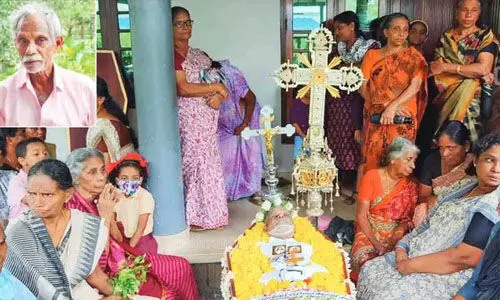 അച്ചന്‍ മരിച്ചത് അറിഞ്ഞ് മകനും കുടുംബവും വീട് പൂട്ടിപ്പോയി