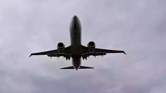 ഡല്ഹിയില് പുകമഞ്ഞും കടുത്ത വായു മലിനീകരണവും; മുന്നറിയിപ്പുമായി വിമാന കമ്പനികള് ഡല്ഹിയില് പുകമഞ്ഞും കടുത്ത വായു മലിനീകരണവും; മുന്നറിയിപ്പുമായി വിമാന കമ്പനികള്