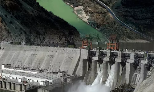 ഡാമുകളില് ഹൈ അലര്ട്ട്; സംഭരണം 75 ശതമാനത്തില് ഡാമുകളില് ഹൈ അലര്ട്ട്; സംഭരണം 75 ശതമാനത്തില്