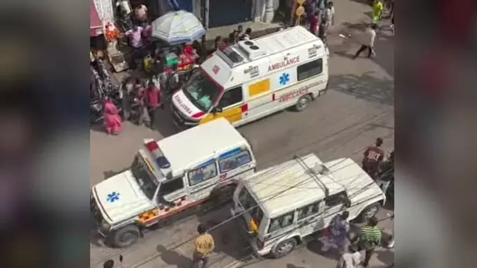 മൻസ ദേവി ക്ഷേത്രത്തിലുണ്ടായ തിക്കിലും തിരക്കിലും ആറുമരണം