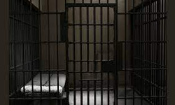 ജയില് വകുപ്പിനെതിരേ പരസ്യമായി പ്രതികരിച്ച ഉദ്യോഗസ്ഥന് സസ്പെന്ഷന് ജയില് വകുപ്പിനെതിരേ പരസ്യമായി പ്രതികരിച്ച ഉദ്യോഗസ്ഥന് സസ്പെന്ഷന്