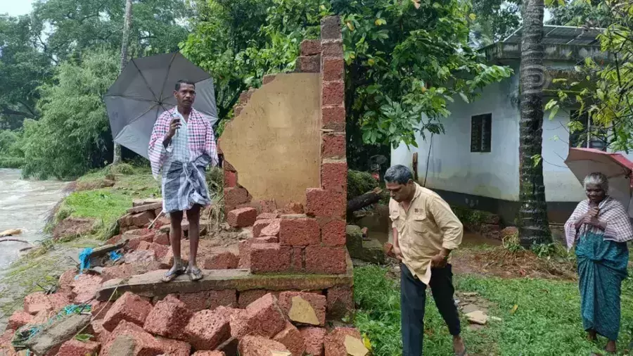 ആറളം ഫാം ആദിവാസി മേഖലയിൽ വെള്ളം കയറി; ദുരിതാശ്വാസ ക്യാംപുകൾ തുറന്നു