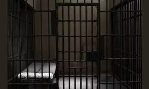 ജയില്‍ വകുപ്പിനെതിരേ പരസ്യമായി പ്രതികരിച്ച ഉദ്യോഗസ്ഥന് സസ്‌പെന്‍ഷന്‍