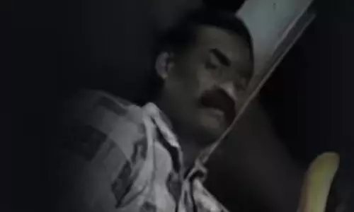 ബസില് യുവതിയ്ക്ക് നേരെ നഗ്നതാപ്രദര്ശനം; പ്രതിയ്ക്കായി അന്വേഷണം ബസില് യുവതിയ്ക്ക് നേരെ നഗ്നതാപ്രദര്ശനം; പ്രതിയ്ക്കായി അന്വേഷണം