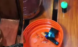 ഗള്‍ഫിലേക്ക് കൊണ്ടുപോകാനായി അയല്‍വാസി നല്‍കിയ അച്ചാര്‍കുപ്പിയില്‍ എംഡിഎംഎ